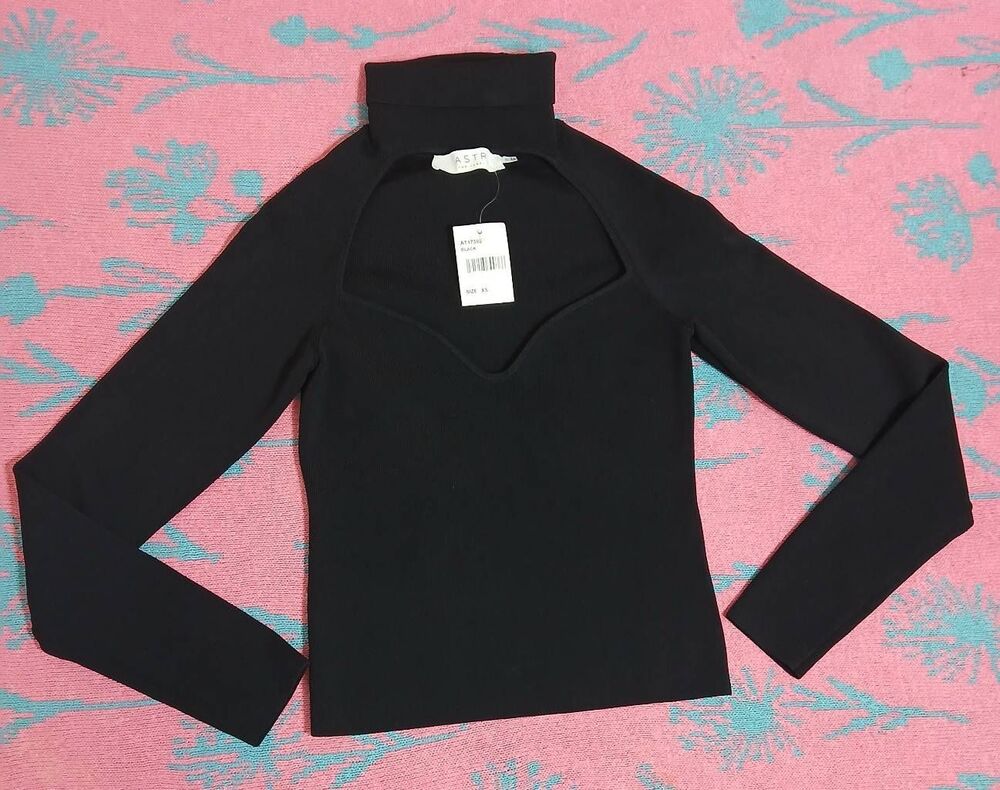 Astr womens small black fitted stretch thick longsleeve top ribbed turtleneck
